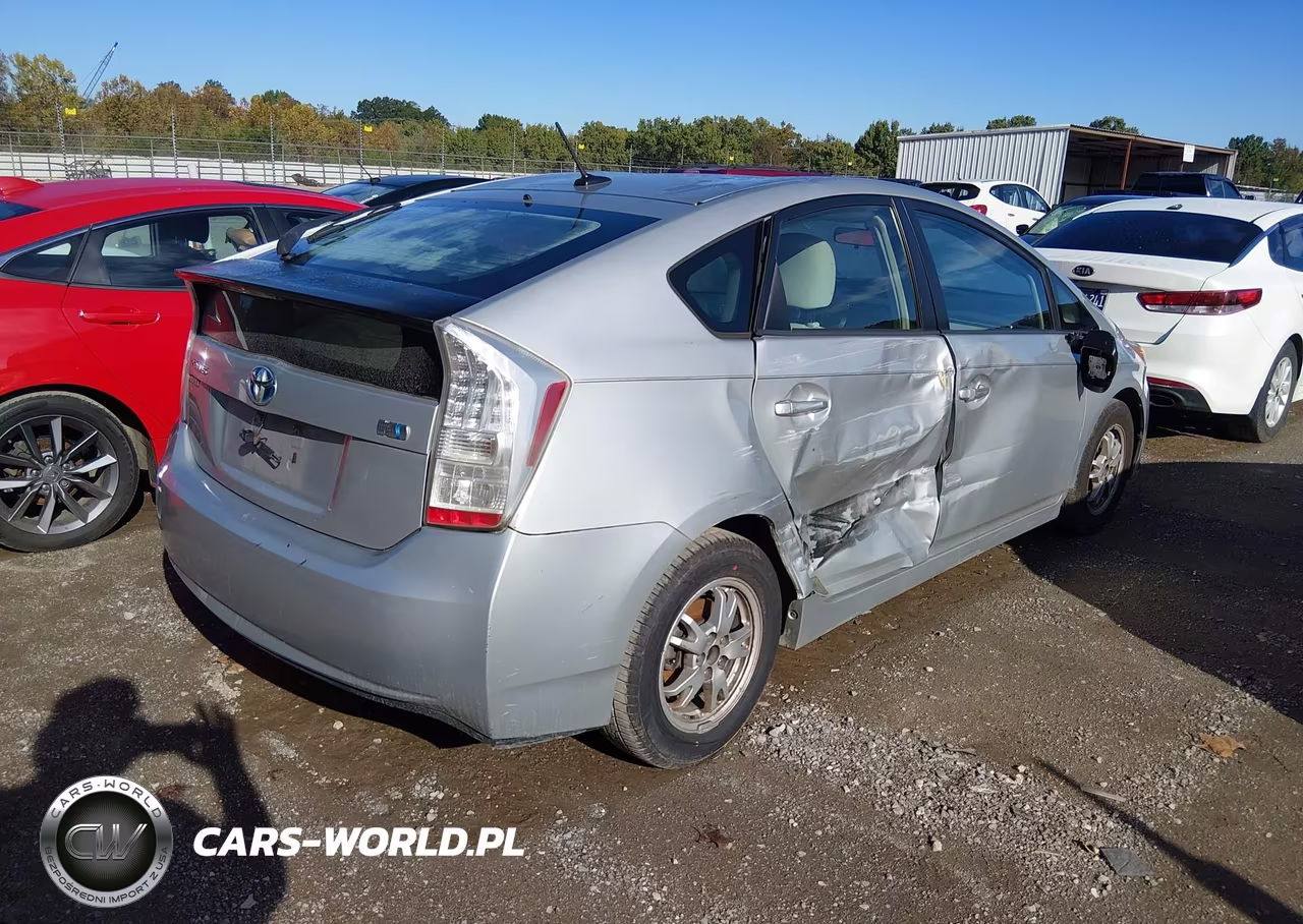 2010 Toyota Prius Iii VIN:JTDKN3DU4A0195837 - 4