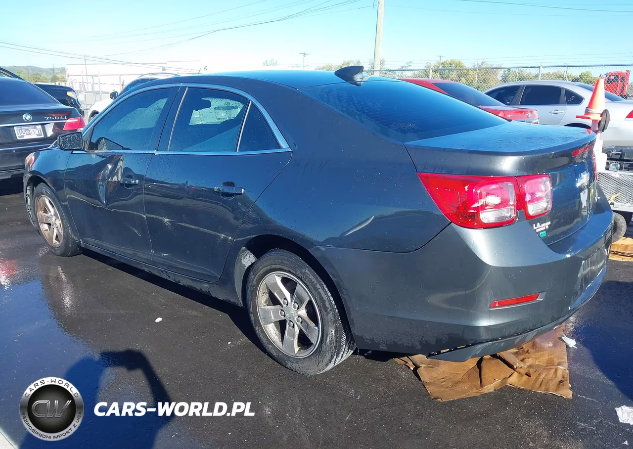 2015 Chevrolet Malibu 1Lt VIN:1G11C5SL1FF117990 - 3