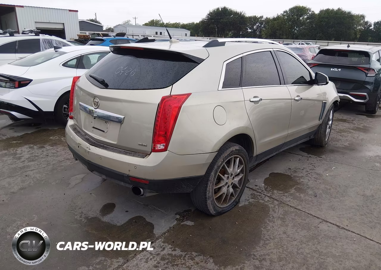 2014 Cadillac Srx Performance Collection VIN:3GYFNCE37ES627000 - 4