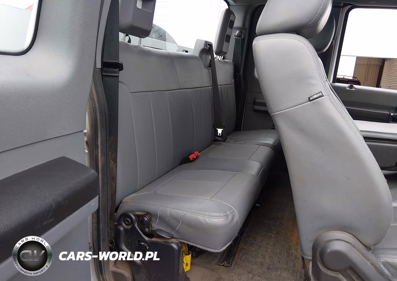 2016 Ford F-350 Chassis Xl VIN:1FD8X3GT1GEC90404 - 8