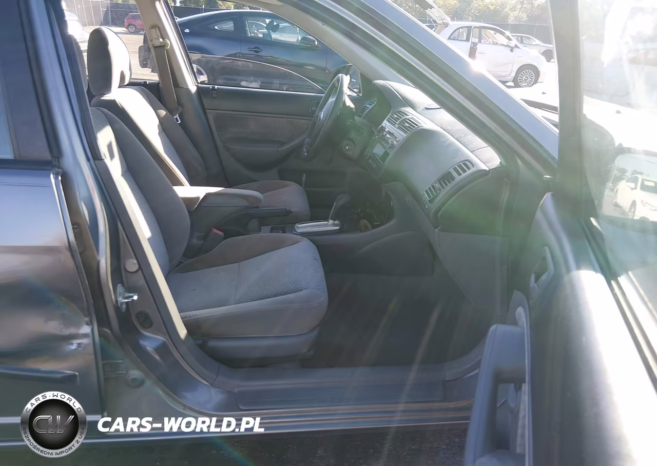 2005 Honda Civic Vp VIN:2HGES16325H560632 - 5