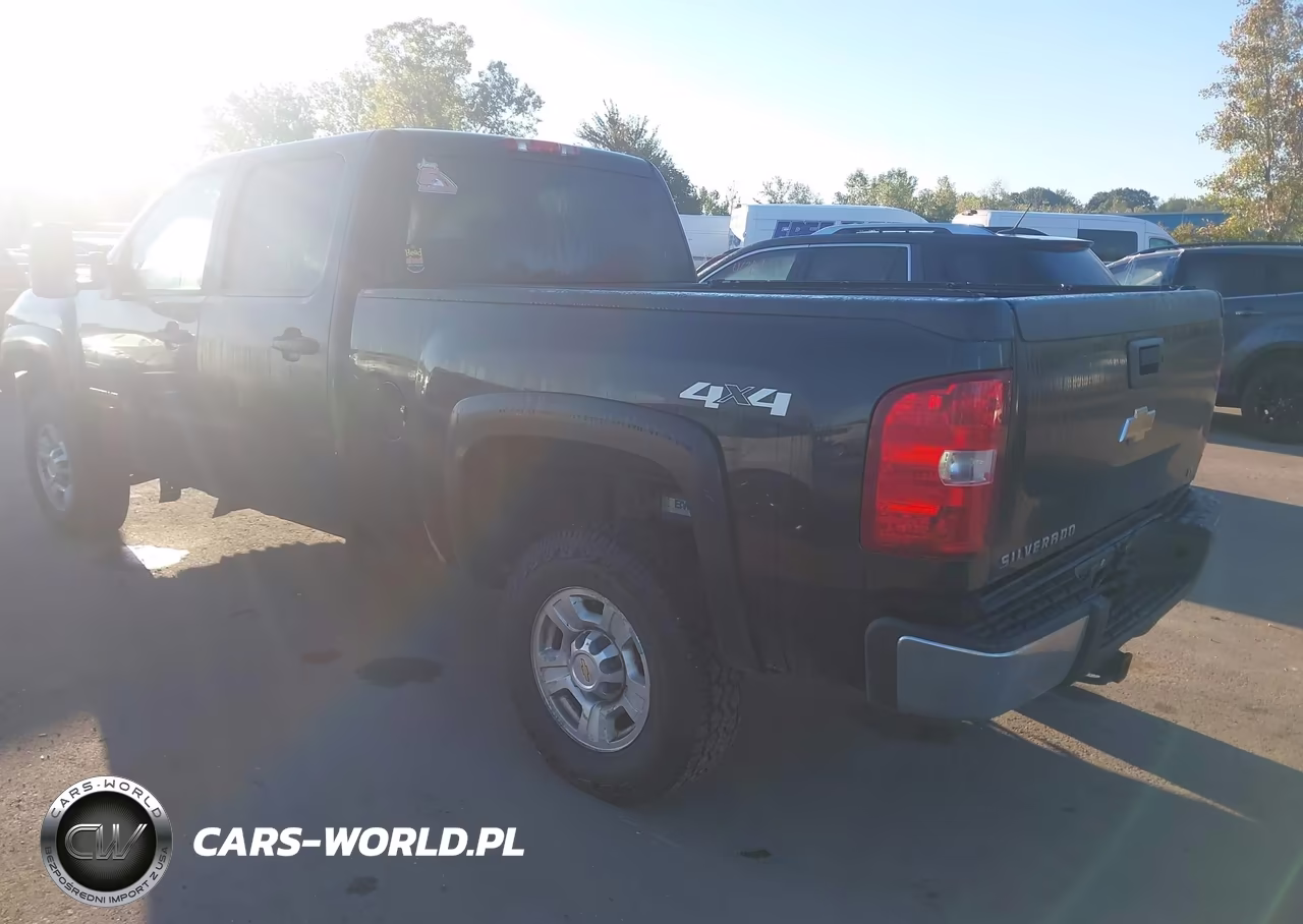 2010 Chevrolet Silverado 2500Hd Lt VIN:1GC4KXBG6AF136663 - 3