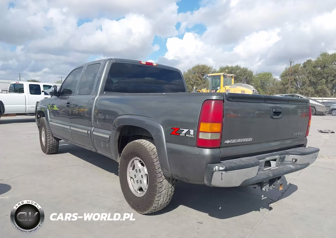 2002 Chevrolet Silverado 1500 Ls VIN:2GCEK19T421291564 - 3
