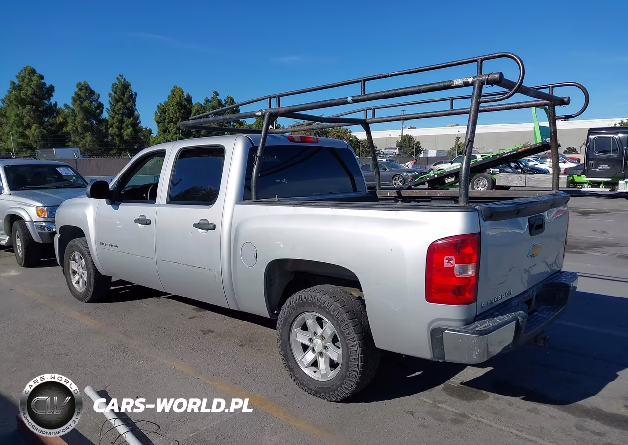 2010 Chevrolet Silverado 1500 Ls VIN:3GCRCREA4AG293337 - 3