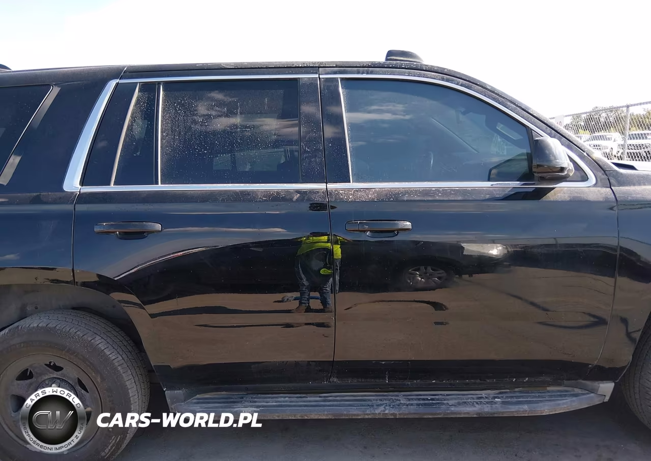2018 Chevrolet Tahoe Commercial Fleet VIN:1GNLCDEC2JR363645 - 13