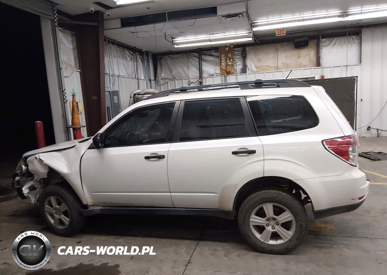 2011 Subaru Forester 2.5X VIN:JF2SHABC3BH728996 - 13