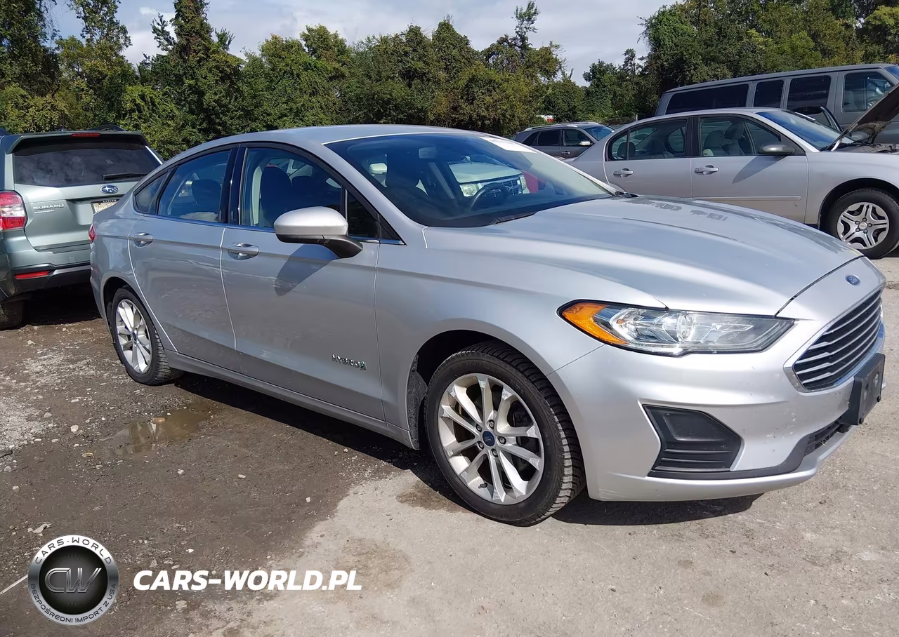 2019 Ford Fusion Hybrid Se
