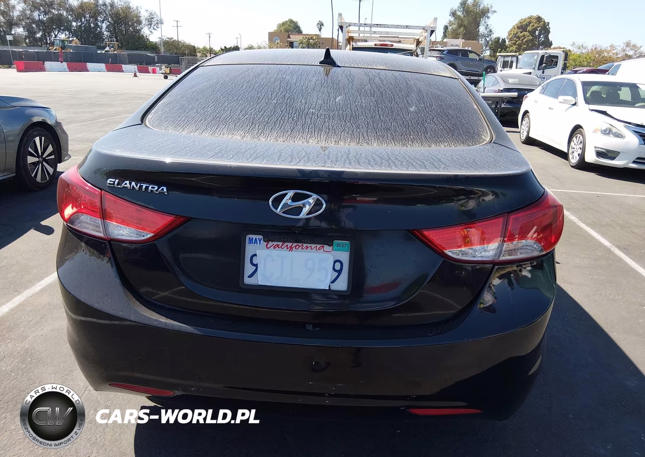 2013 Hyundai Elantra Gls VIN:KMHDH4AE9DU824956 - 16