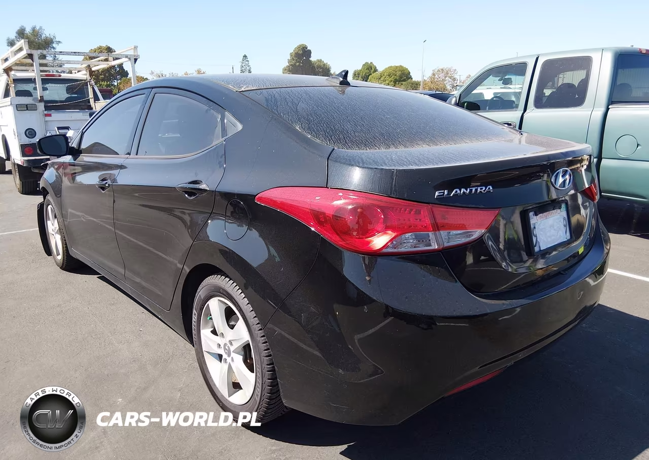 2013 Hyundai Elantra Gls VIN:KMHDH4AE9DU824956 - 3