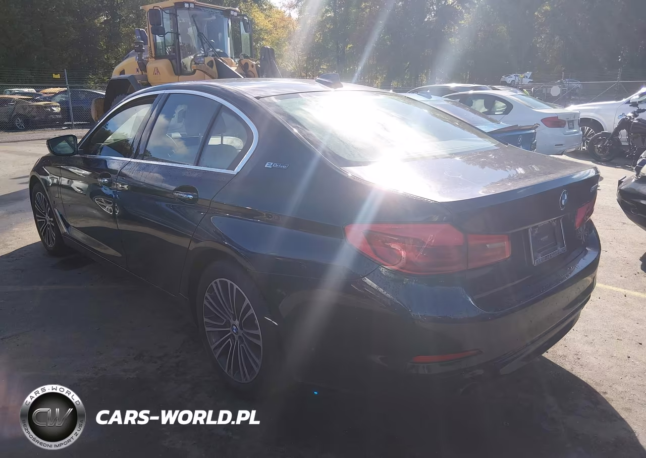2018 BMW 530E xDrive Iperformance VIN:WBAJB1C56JB083710 - 3