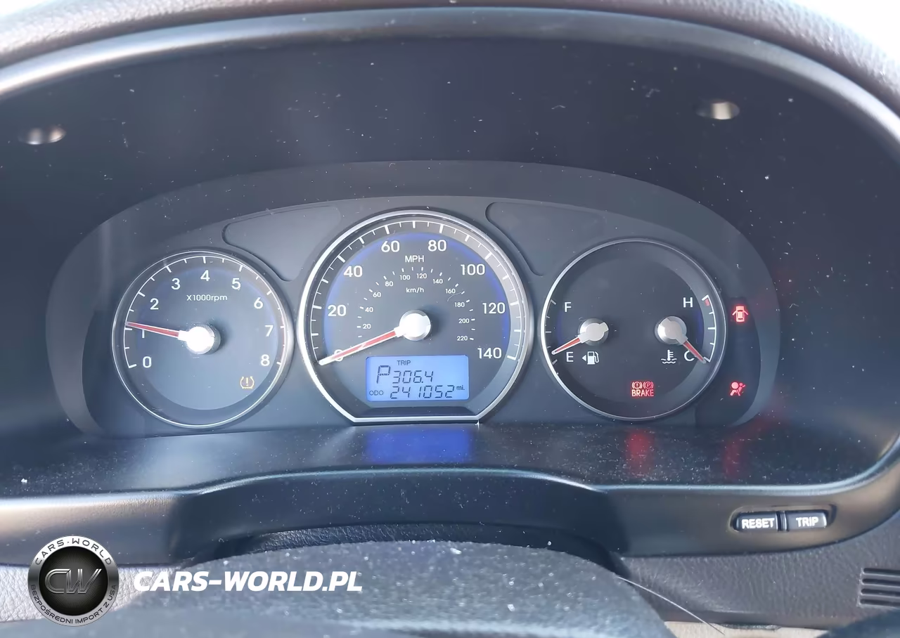 2012 Hyundai Santa Fe Limited V6 VIN:5XYZK4AG3CG104517 - 7