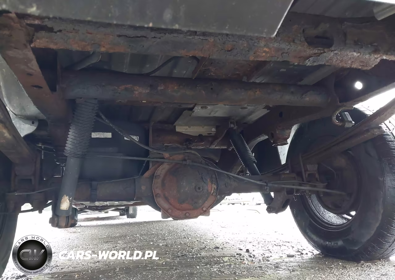 CHEVROLET SILVERADO 1500 VIN:1GCEC19X28Z322147 - 13