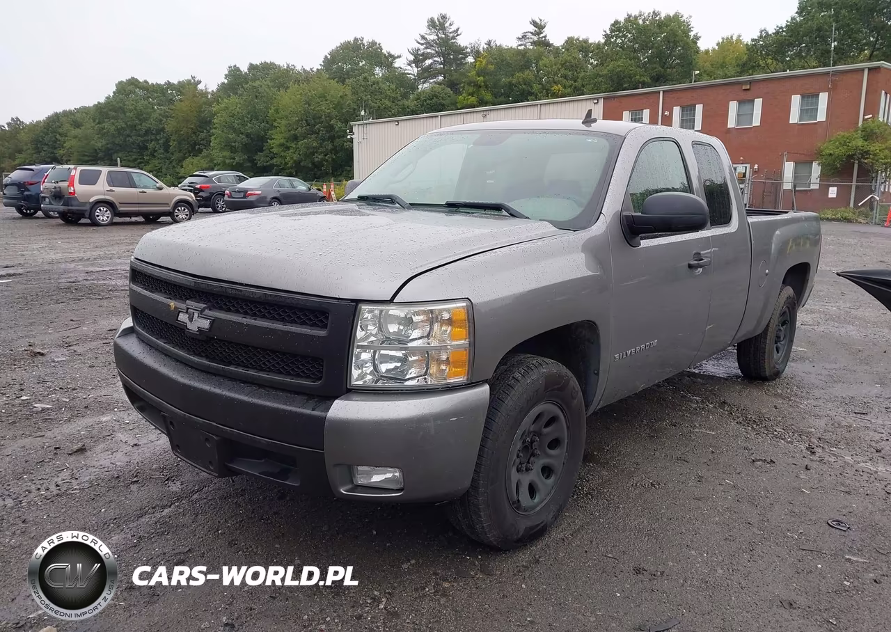 CHEVROLET SILVERADO 1500 VIN:1GCEC19X28Z322147 - 2