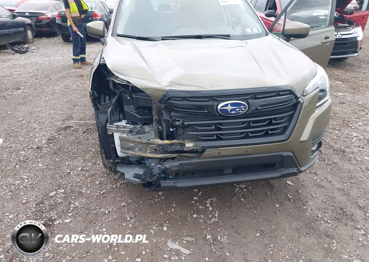 2024 Subaru Forester Premium VIN:JF2SKACC7RH423012 - 6