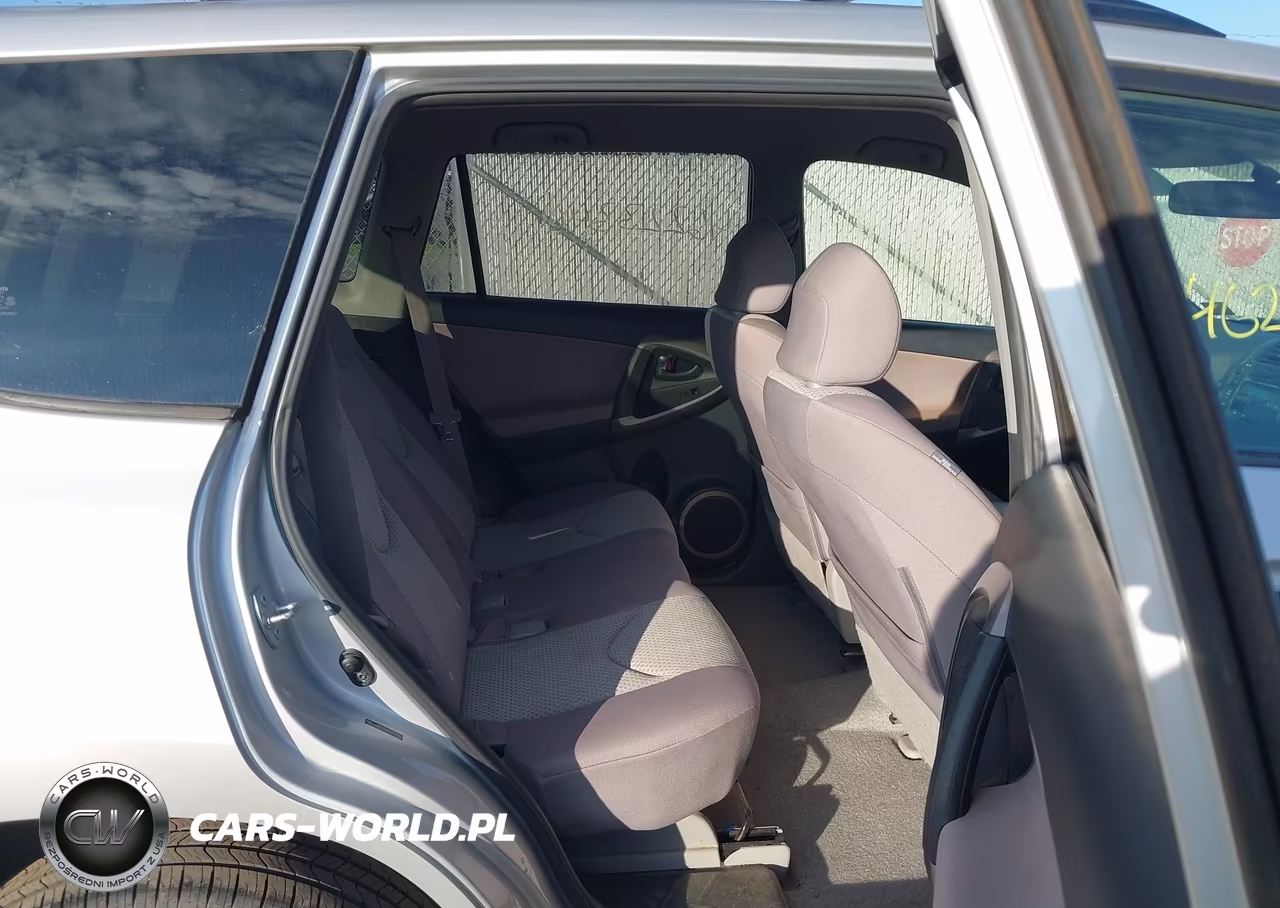 2007 Toyota Rav4 VIN:JTMZD33VX75049451 - 8