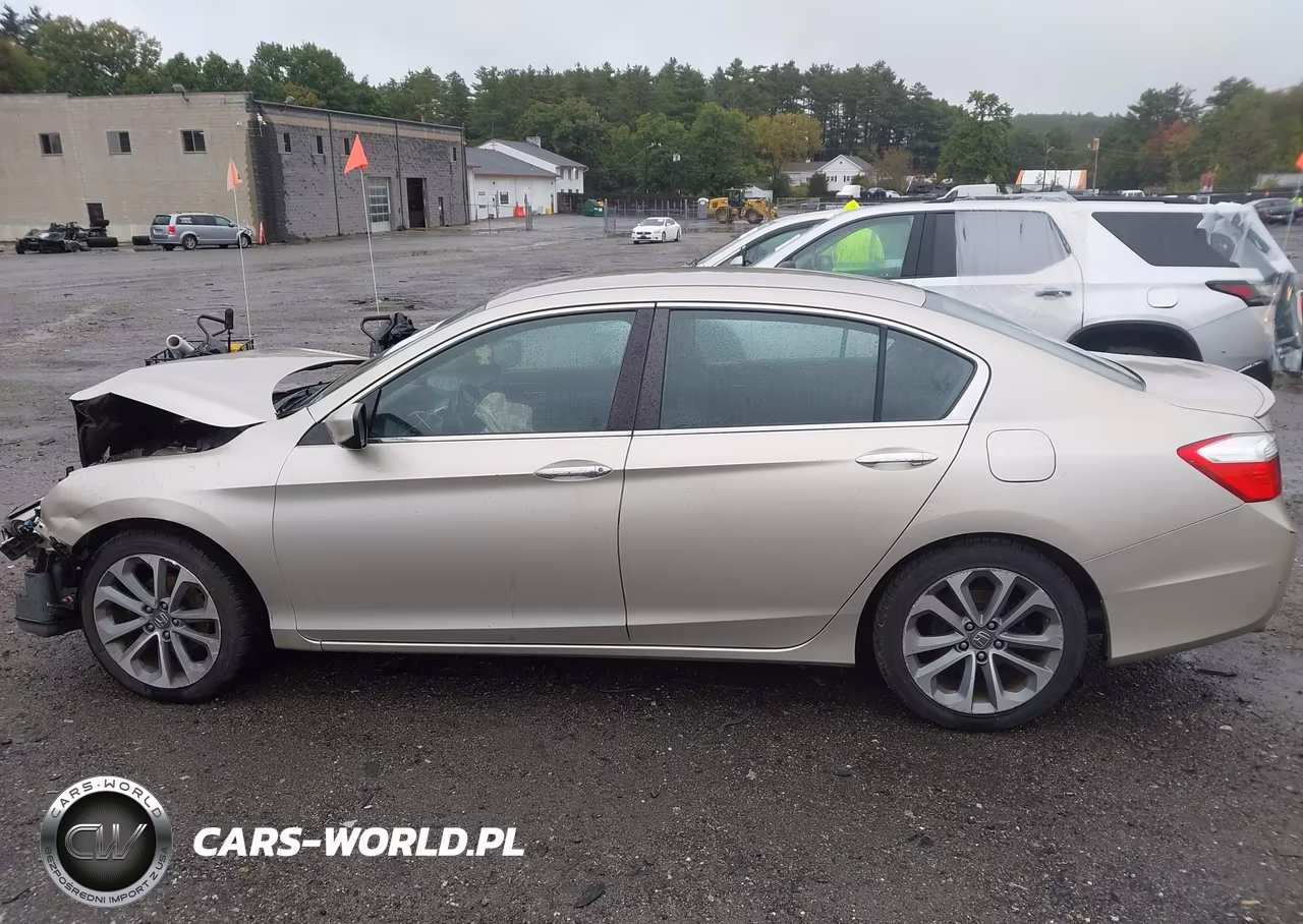 2013 Honda Accord Sport VIN:1HGCR2F57DA233411 - 14