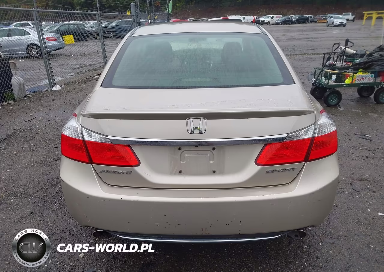 2013 Honda Accord Sport VIN:1HGCR2F57DA233411 - 16
