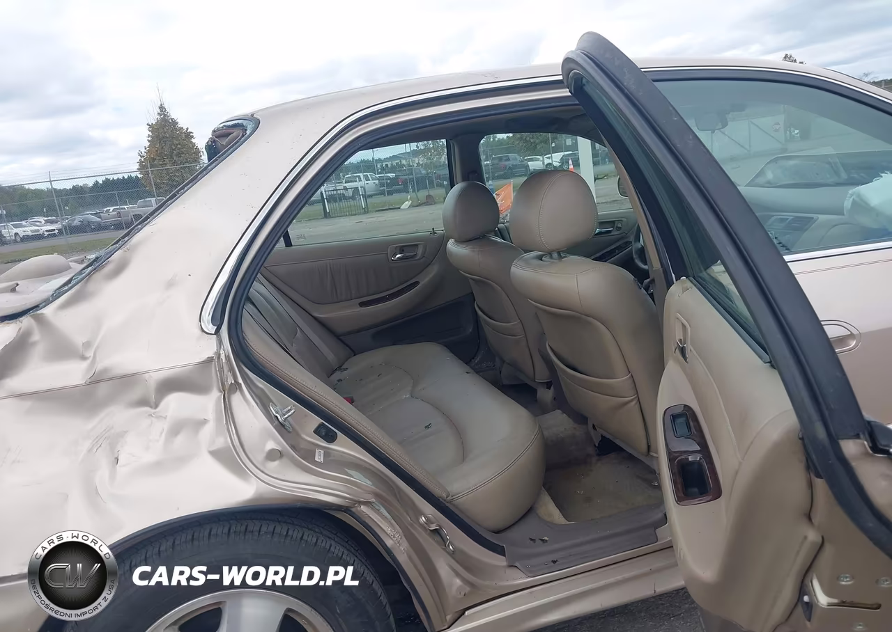 2002 Honda Accord 3.0 Ex VIN:1HGCG16582A035790 - 8