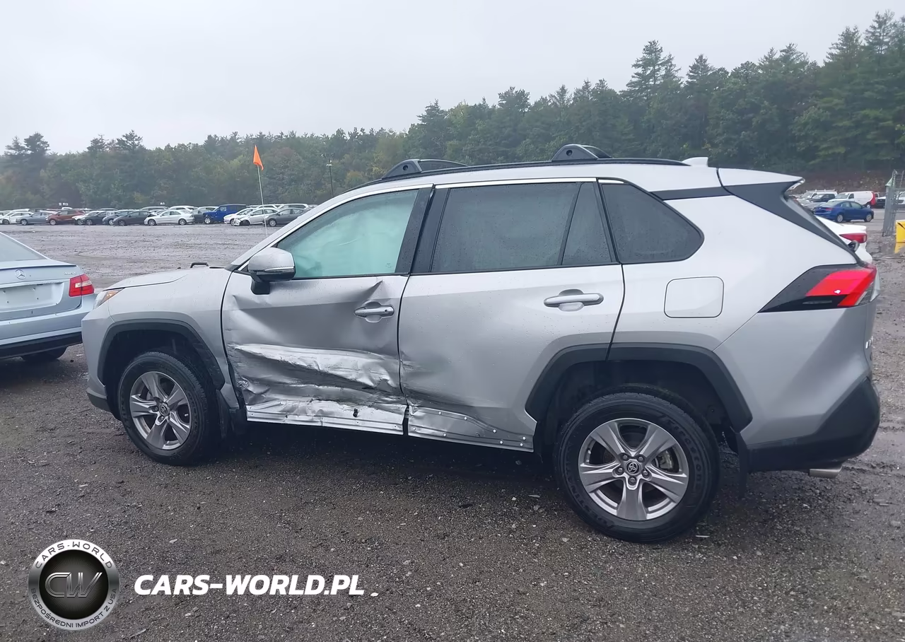 2024 Toyota Rav4 Xle VIN:2T3P1RFV0RW448377 - 13