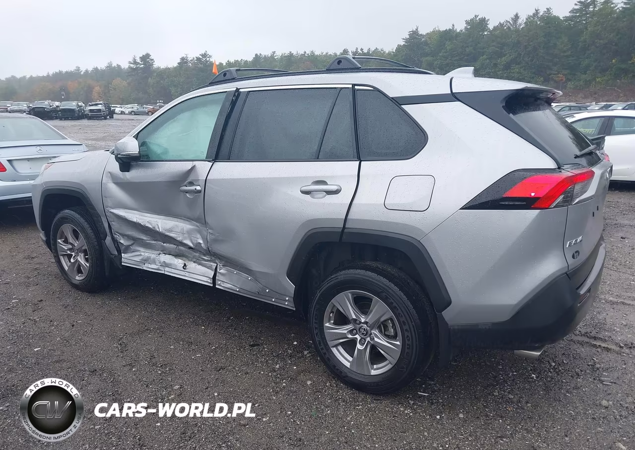 2024 Toyota Rav4 Xle VIN:2T3P1RFV0RW448377 - 3