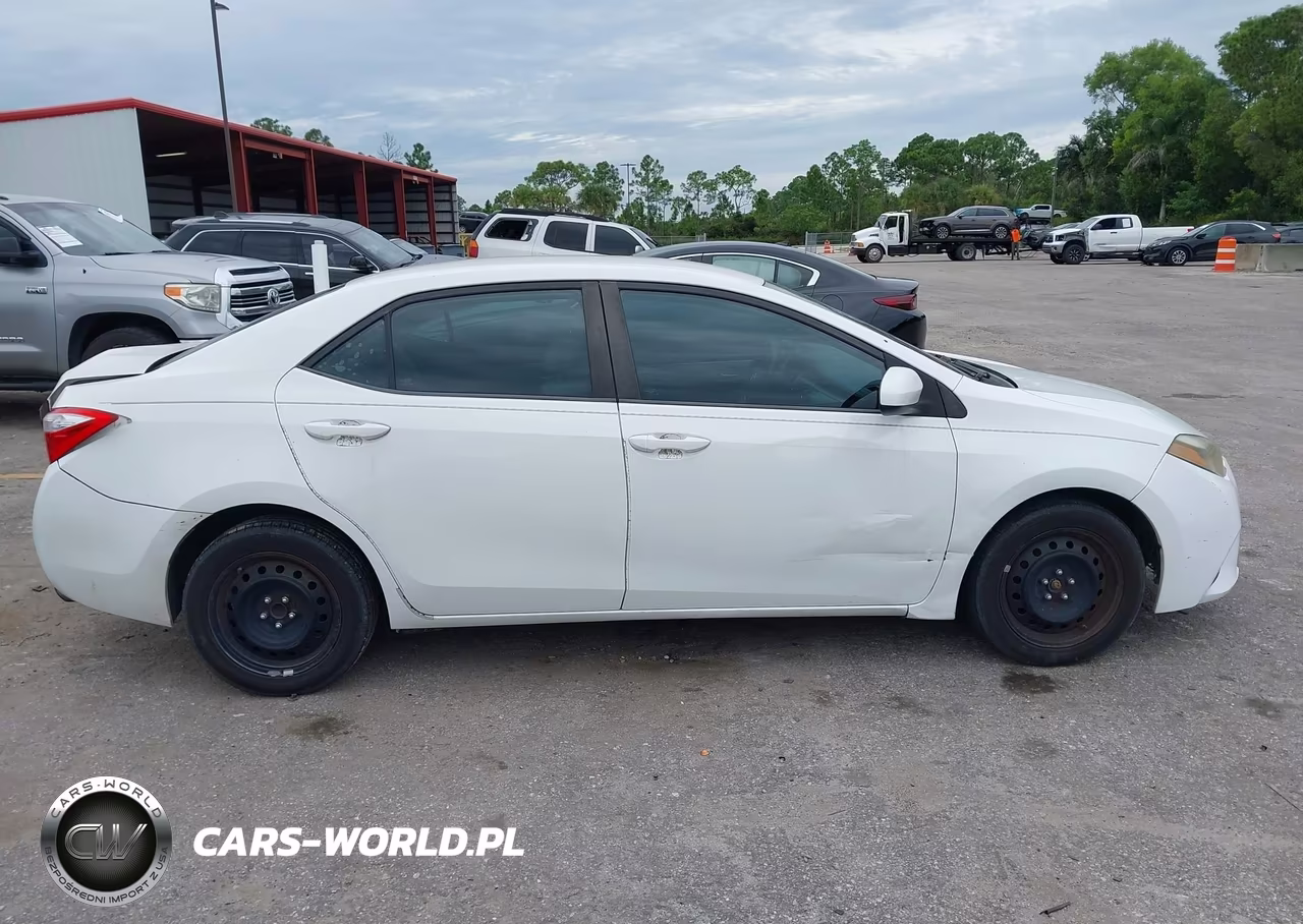 2016 Toyota Corolla Le VIN:2T1BURHE4GC558189 - 13