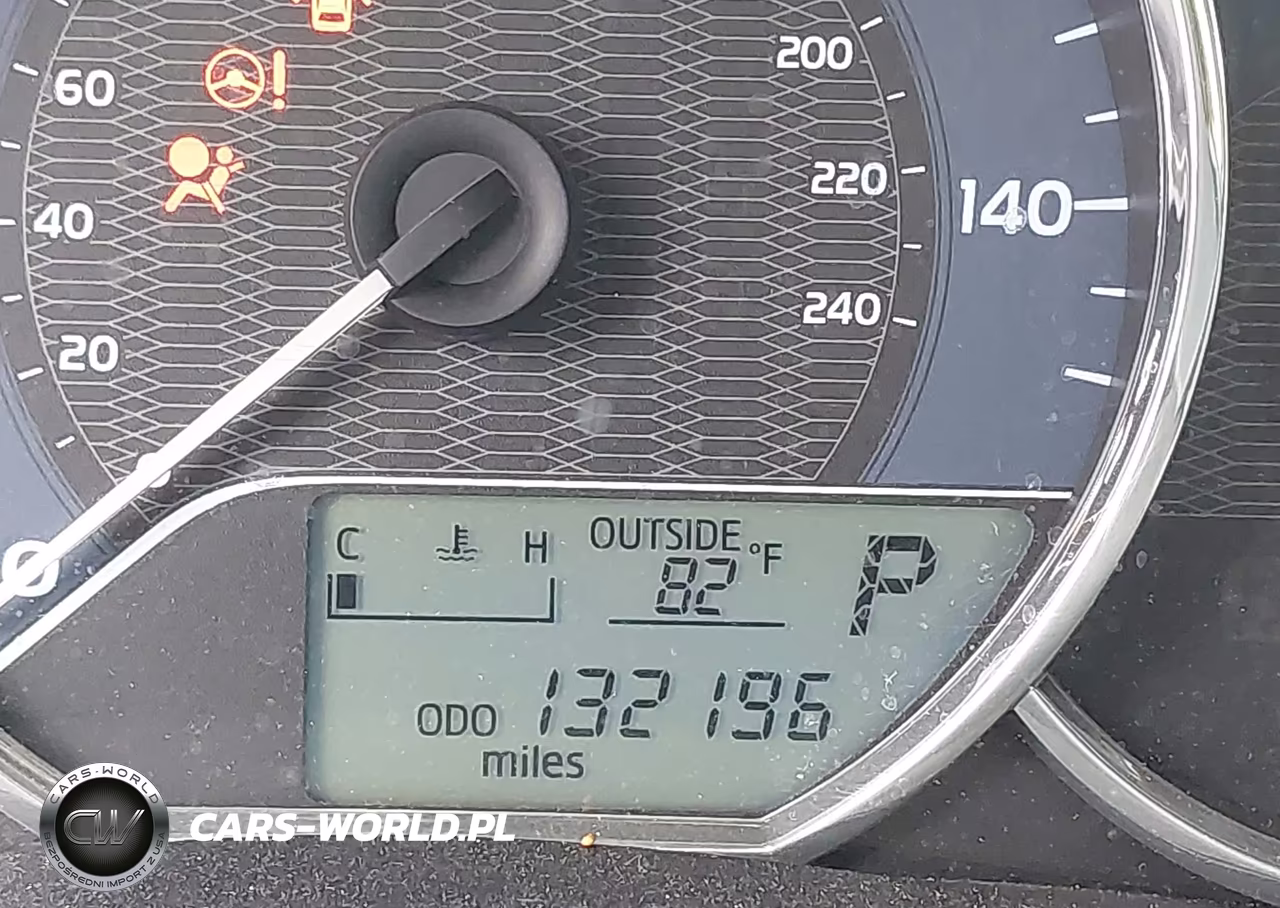 2016 Toyota Corolla Le VIN:2T1BURHE4GC558189 - 15
