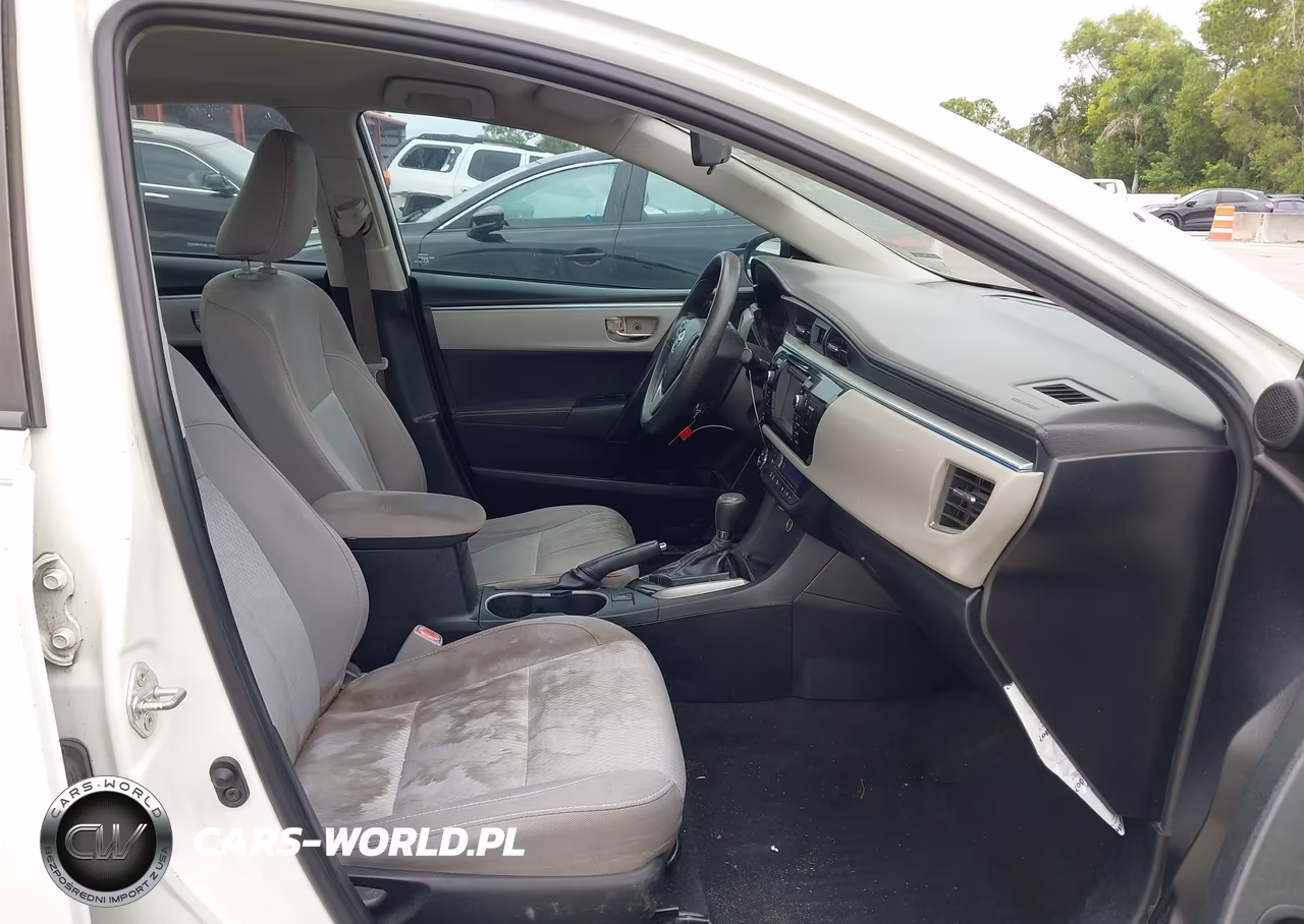 2016 Toyota Corolla Le VIN:2T1BURHE4GC558189 - 5