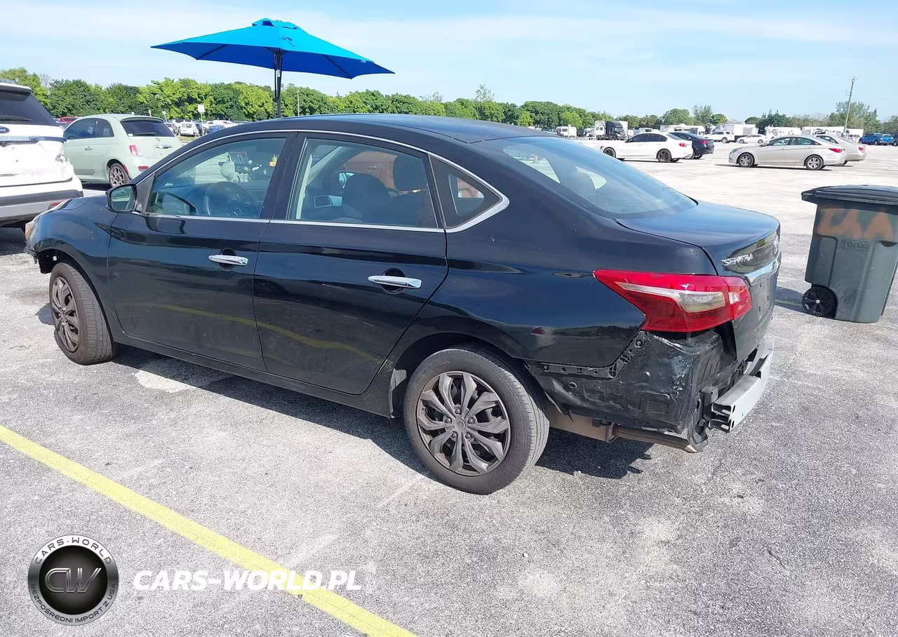 2018 Nissan Sentra S VIN:3N1AB7AP5JY254235 - 3