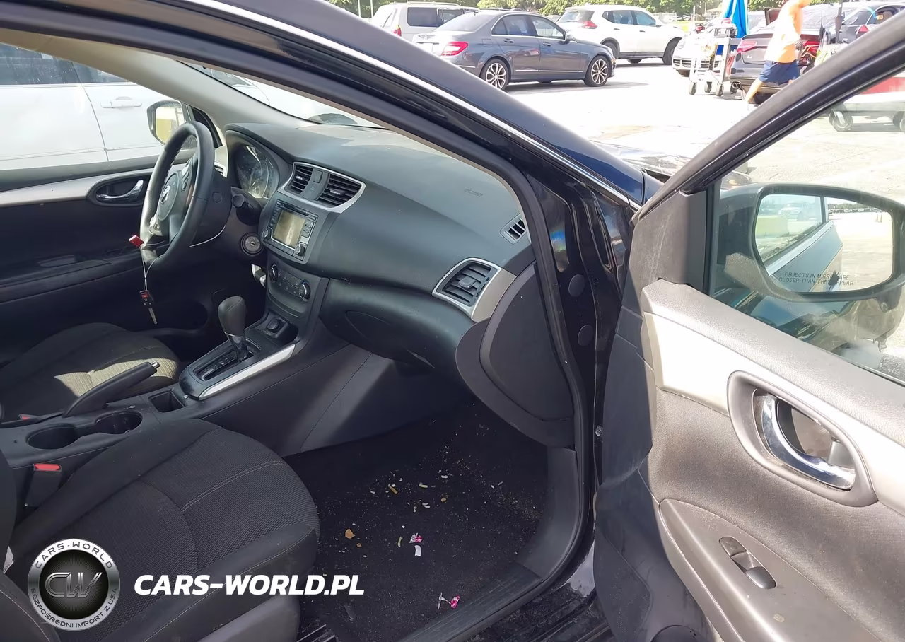 2018 Nissan Sentra S VIN:3N1AB7AP5JY254235 - 5