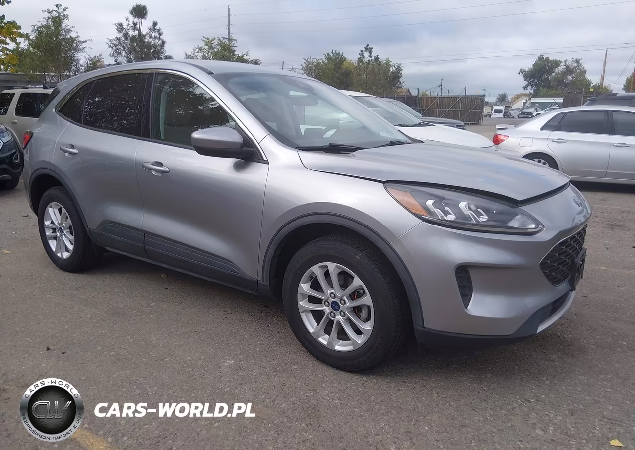 2021 Ford Escape Se