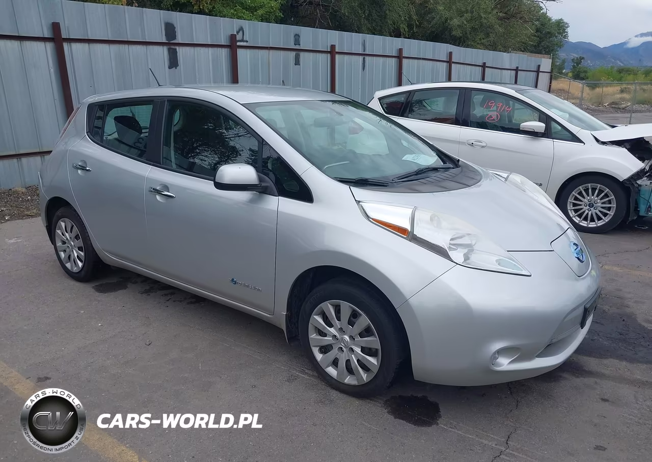 2015 Nissan Leaf S – zdjęcie 1 z 14