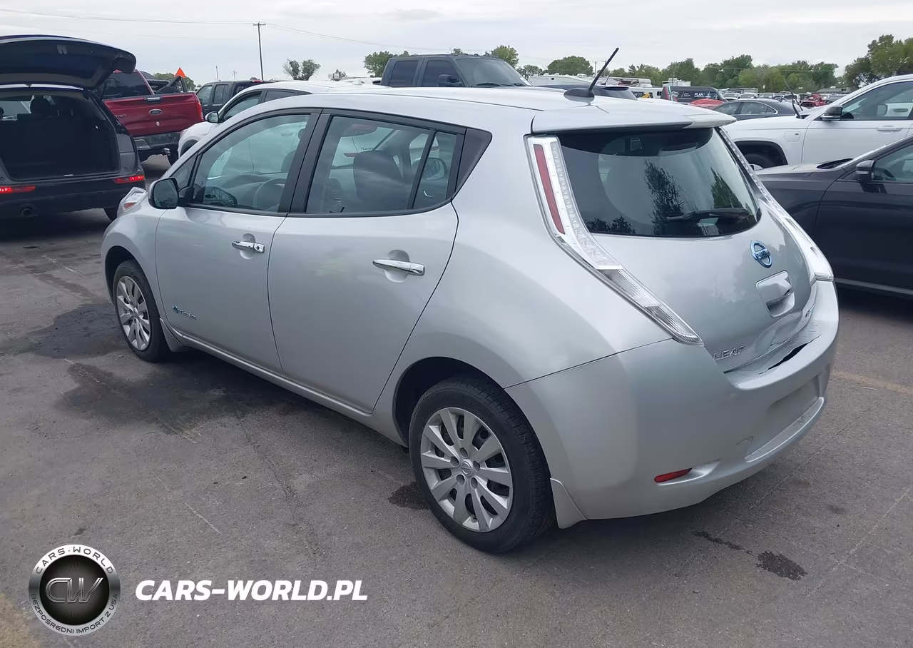 2015 Nissan Leaf S VIN:1N4AZ0CP0FC302209 - 3
