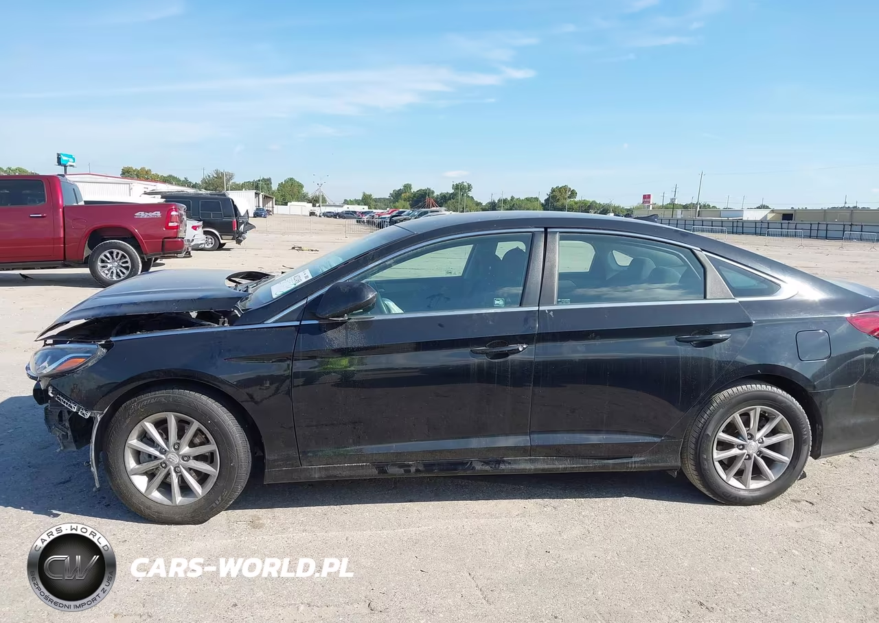 2018 Hyundai Sonata Se VIN:5NPE24AF0JH623794 - 14