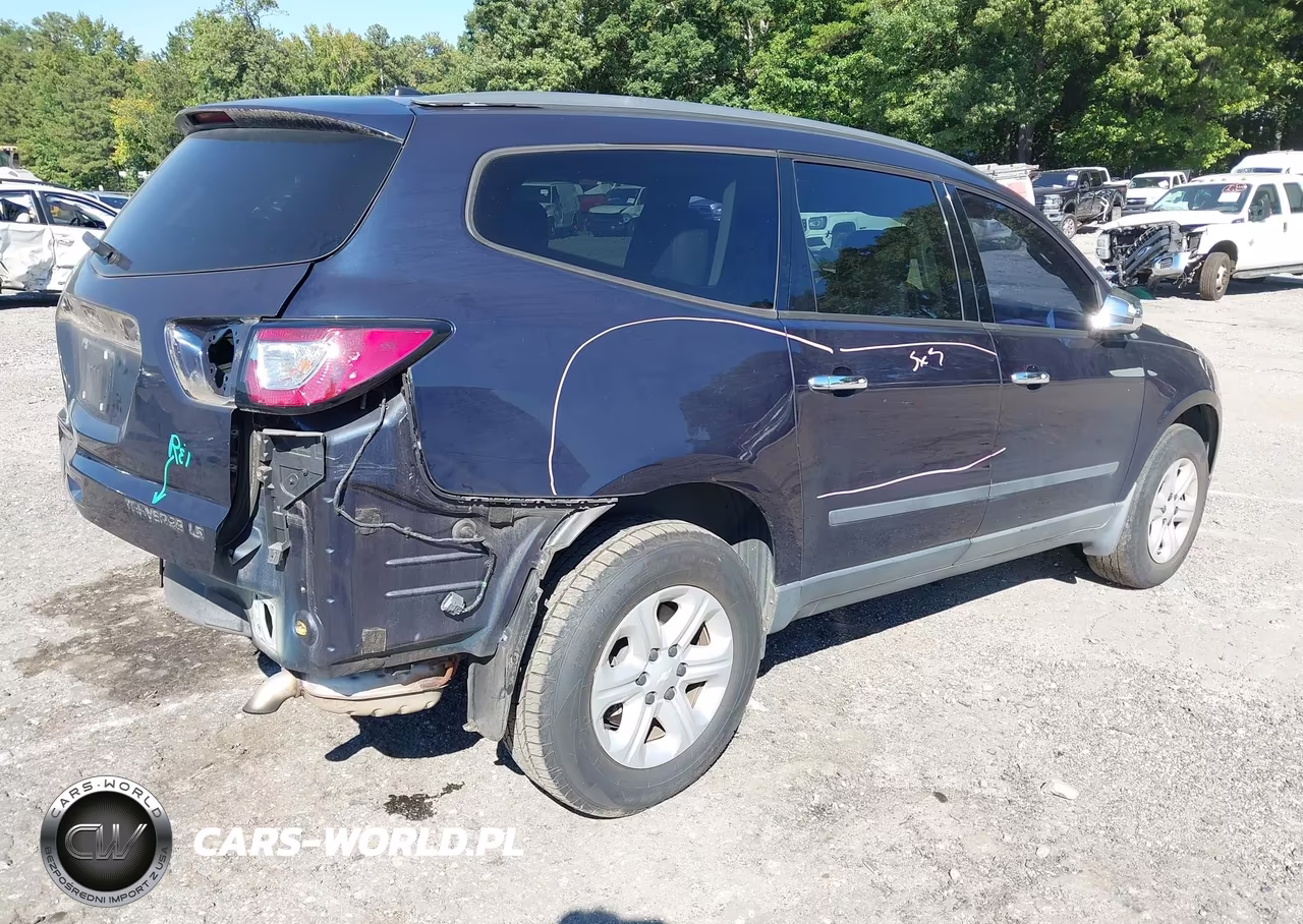 2015 Chevrolet Traverse Ls VIN:1GNKRFED8FJ383421 - 4