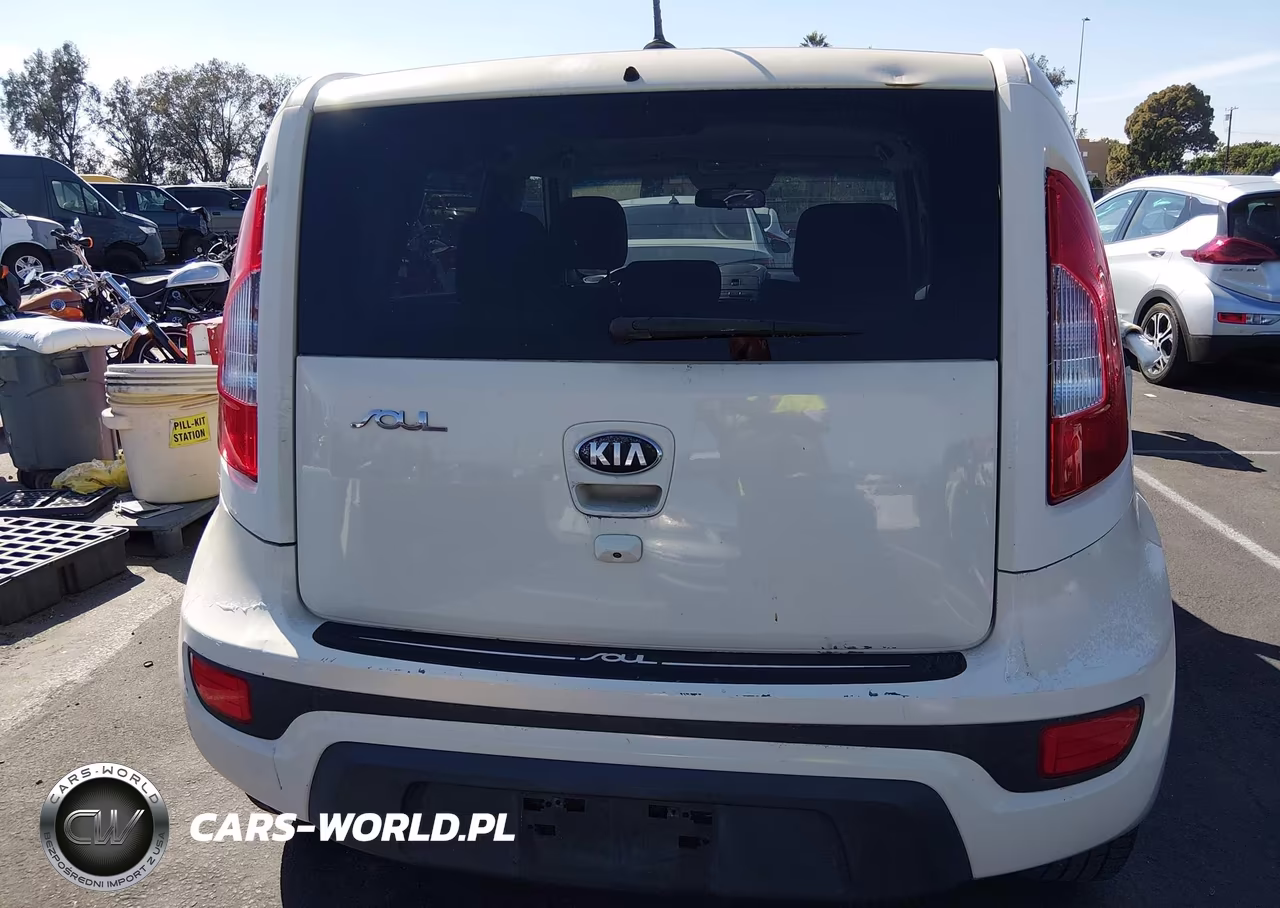 2013 Kia Soul + VIN:KNDJT2A63D7542393 - 16