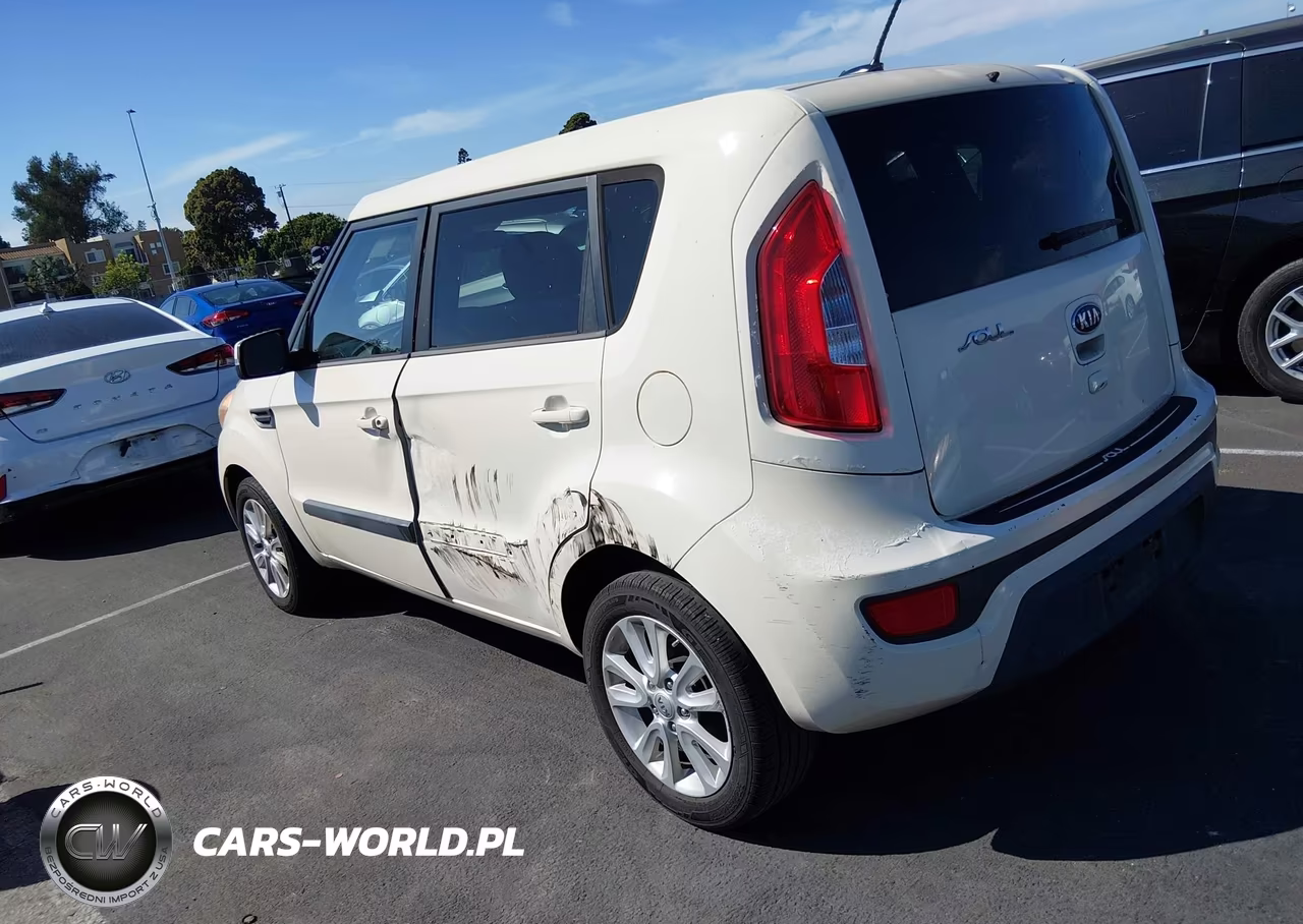 2013 Kia Soul + VIN:KNDJT2A63D7542393 - 3