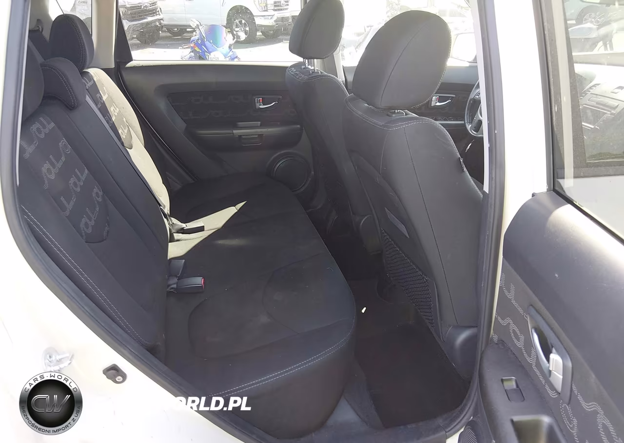2013 Kia Soul + VIN:KNDJT2A63D7542393 - 8