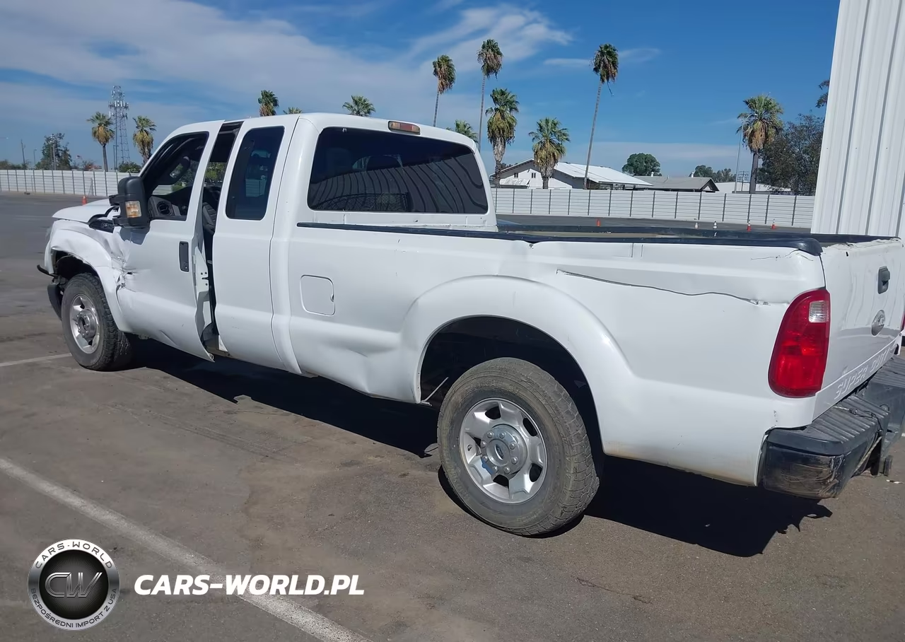 2012 Ford F-250 Xl VIN:1FT7X2A65CEA12046 - 3