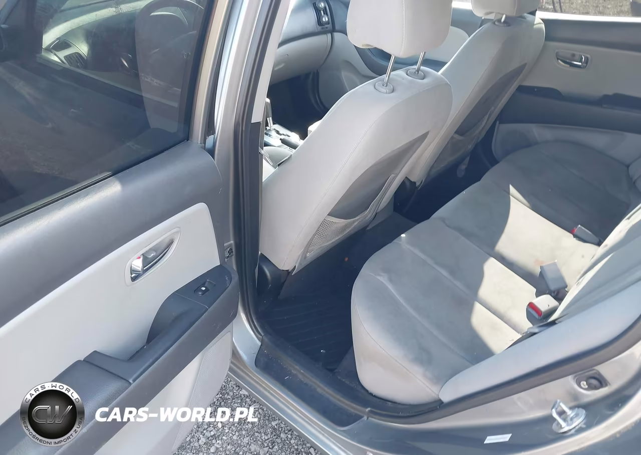 2010 Hyundai Elantra Gls VIN:KMHDU4AD1AU899990 - 8