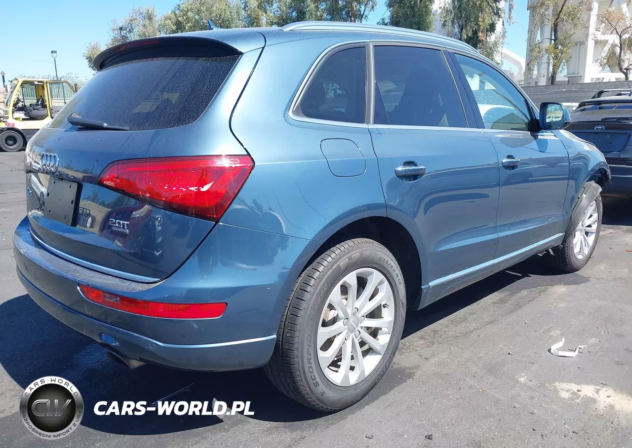2015 Audi Q5 2.0T Premium VIN:WA1LFAFP7FA121515 - 4