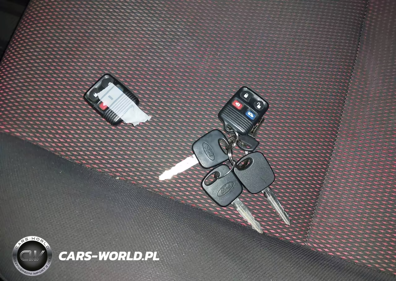 2005 Ford Focus Zx4 VIN:1FAHP38Z25W110531 - 11