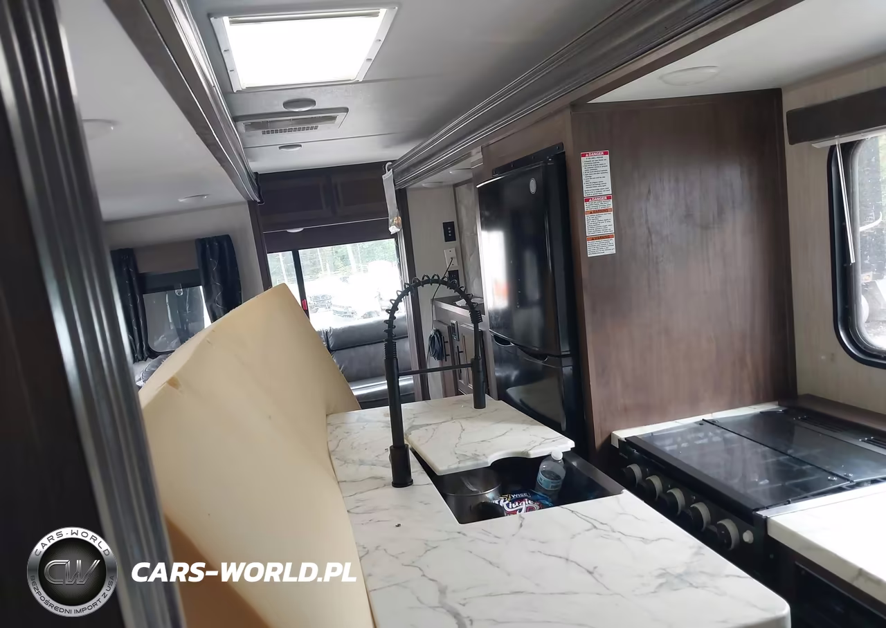 2020 Cherokee Forest River Travel Trailer VIN:4X4TCKC29LX144083 - 5