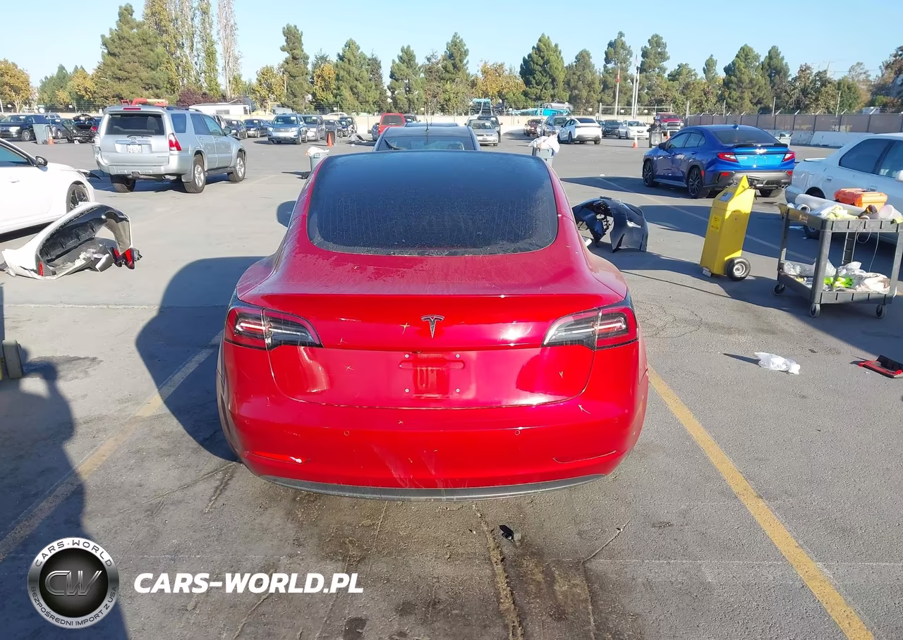 2018 Tesla Model 3 Long Range-Mid Range VIN:5YJ3E1EA6JF163812 - 16