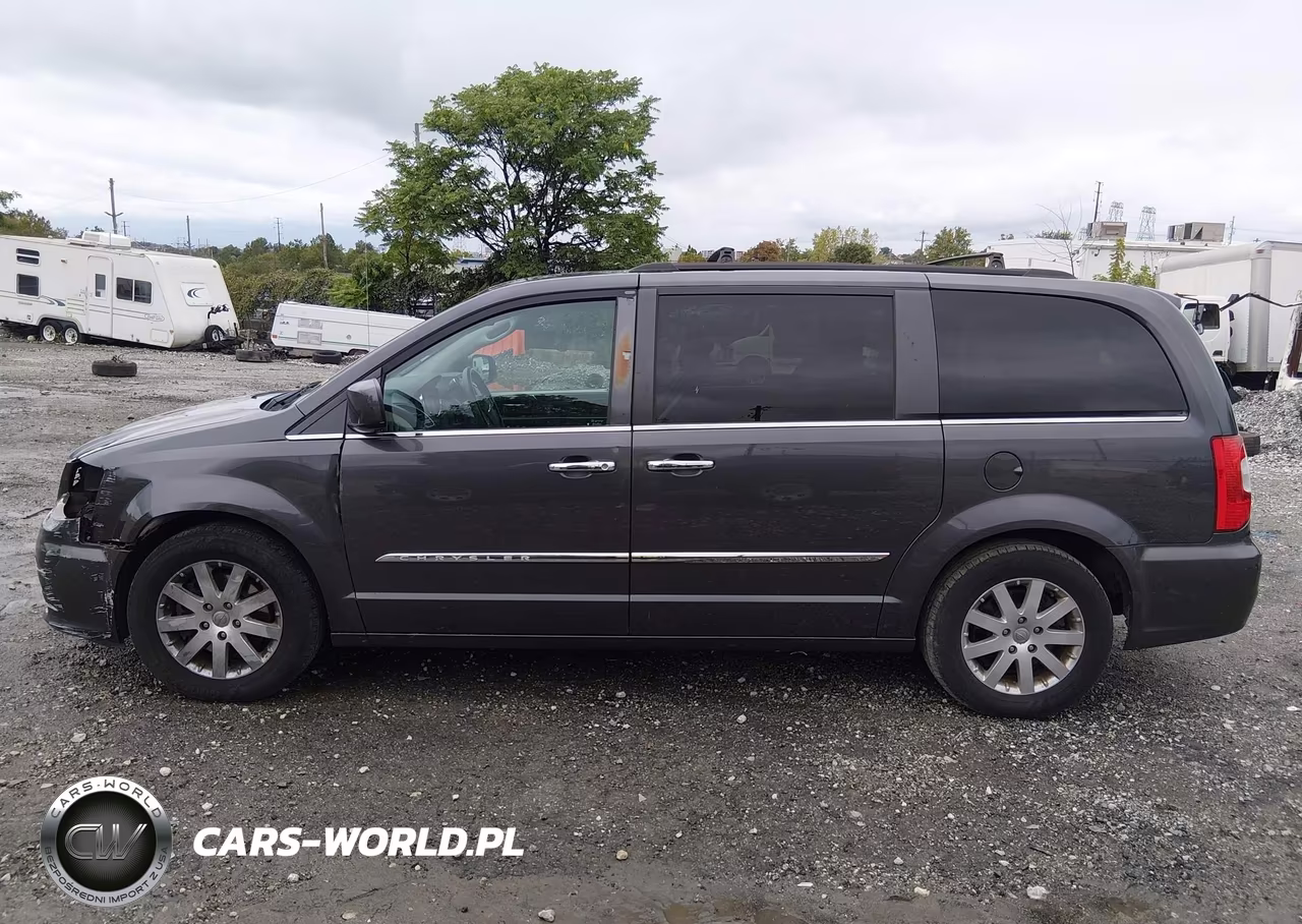 2016 Chrysler Town & Country Touring VIN:2C4RC1BG9GR148906 - 14