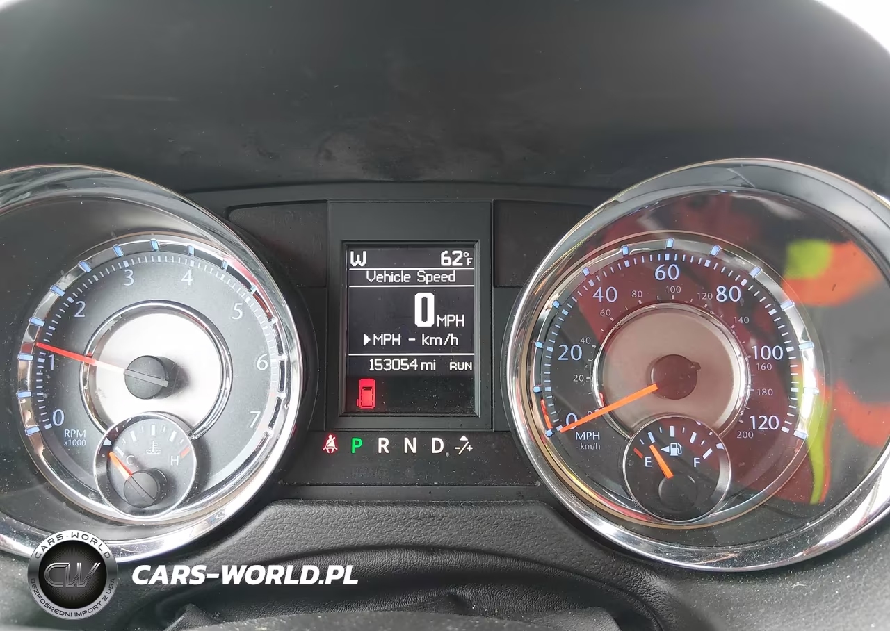 2016 Chrysler Town & Country Touring VIN:2C4RC1BG9GR148906 - 7