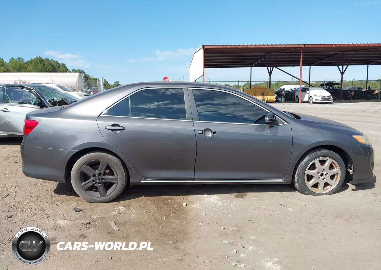 2013 Toyota Camry Le VIN:4T4BF1FK5DR299345 - 14