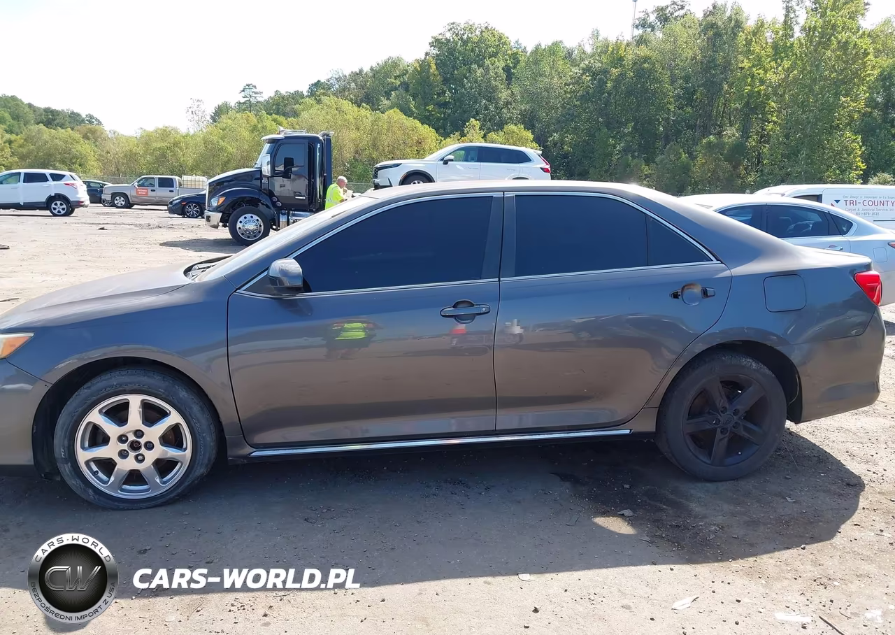 2013 Toyota Camry Le VIN:4T4BF1FK5DR299345 - 15