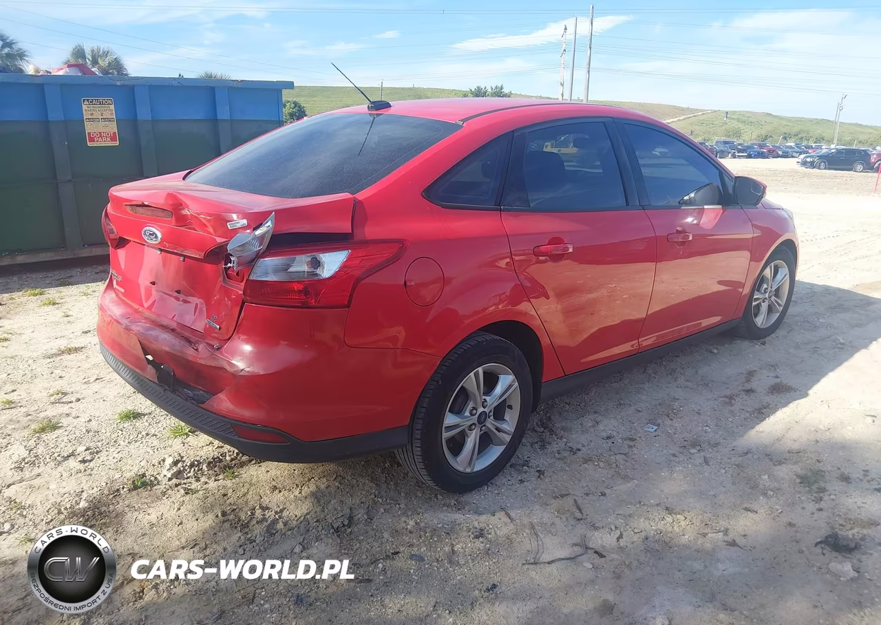 2013 Ford Focus Se VIN:1FADP3F23DL331348 - 4