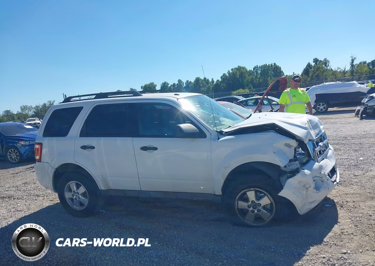 2009 Ford Escape Xlt VIN:1FMCU93709KB55997 - 13