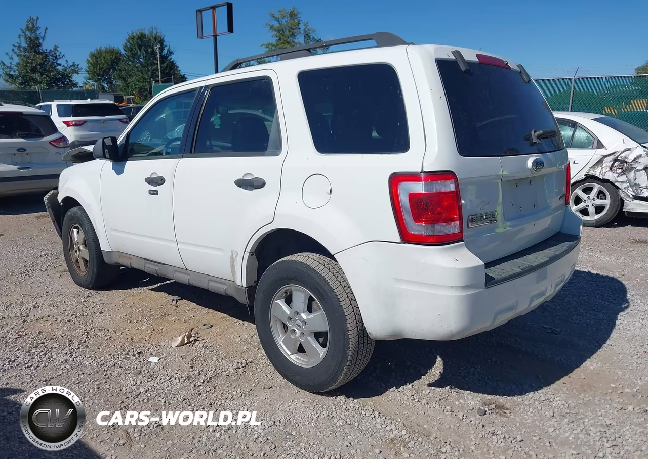 2009 Ford Escape Xlt VIN:1FMCU93709KB55997 - 3